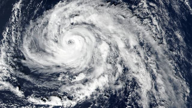 La tempête Ophelia a fondu sur l'Irlande.
