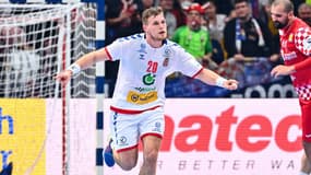 Dragan Pechmalbec avec la Serbie à l'Euro - Handball