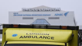 Une ambulance devant un hôpital de Londres, le 1er janvier 2021