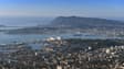 La ville de Toulon et son port (illustration).