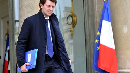 Il n'est pas question de restructurer la dette grecque, déclare le ministre français du Budget François Baroin, qui a de nouveau promis la "détermination absolue" des instances européennes et du Fonds monétaire international (FMI) pour assurer la stabilit