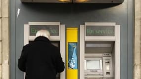 Les banques françaises, longtemps restées silencieuses, déplorent depuis deux jours l'appel d'Eric Cantona à vider en masse les comptes en banque, estimant que l'initiative de la star est dangereuse pour le système bancaire. L'ancien attaquant de Manchest