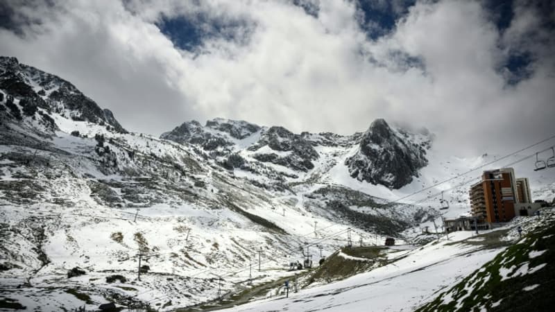 Montagnes enneigées ou plages ensoleillées: où iront les Français pour les vacances de Noël?