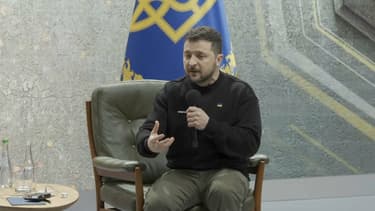 Volodymyr Zelensky en conférence de presse à Kiev, le 24 février 2023