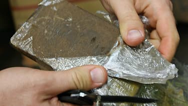 La police marocaine a annoncé avoir saisi samedi près de six tonnes de résine de cannabis ainsi que des armes au Sahara occidental