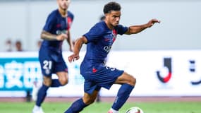 Warren Zaire-Emery avec le PSG en juillet 2023