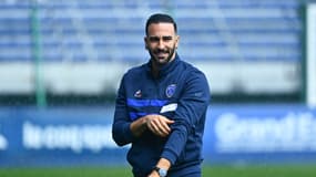 Adil Rami à l'échauffement avec l'ESTAC