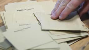 Les électeurs de droite ont voté davantage Front national que ceux de gauche dans des duels ne comportant pas un candidat de leur couleur politique au second tour des cantonales, selon un sondage TNS Sofres publié mardi. En revanche, selon une étude de l'