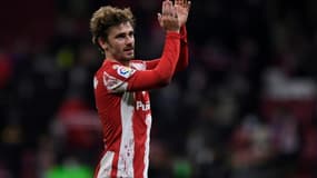 L'attaquant français de l'Atlético Madrid, Antoine Griezmann, à la fin du match de la 26e journée de Liga contre le Celta Vigo, le 26 février 2022 au Wanda Metropolitano Stadium