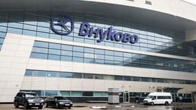 Quatre employés de l'aéroport de Vnoukovo ont été placés en garde à vue après le crash de l'avion du PDG de Total, Christophe de Margerie.