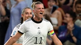 Alexandra Popp avec l'Allemagne pendant l'Euro 2022