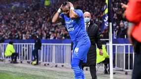 Dimitri Payet touché par un projectile lors de OL-OM