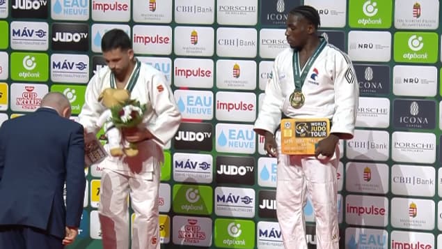 Le Français Joan-Benjamin Gaba sur le podium des championnats du monde de judo, 15 juin 2025