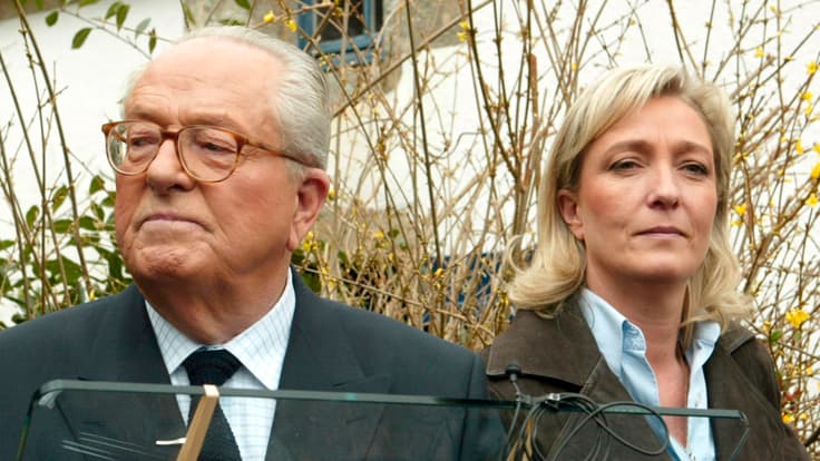 Jean-Marie Le Pen et sa fille Marine, actuelle présidente du FN.