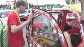 Tour de France – Un jour avec Cochonou, caravane préférée des spectateurs