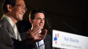 Le maire de Kyoto Daisuke Kadokawa et Manuel Valls le 3 octobre.