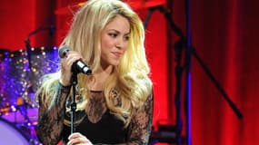 Shakira sur scène en mai 2014 à Beverly Hills