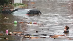 Une rue inondée à Liège (Belgique), le 15 juillet 2021.