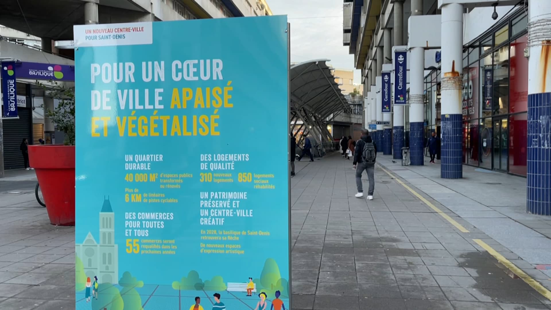 La ville de Saint-Denis a mis en place un plan pour végétaliser le centre-ville en 2024. La ville de Saint-Denis a mis en place un plan pour végétaliser le centre-ville en 2024.