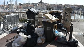 Grève des éboueurs à Marseille. 