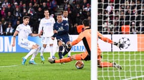 Le but de Kylian Mbappé face au Real Madrid