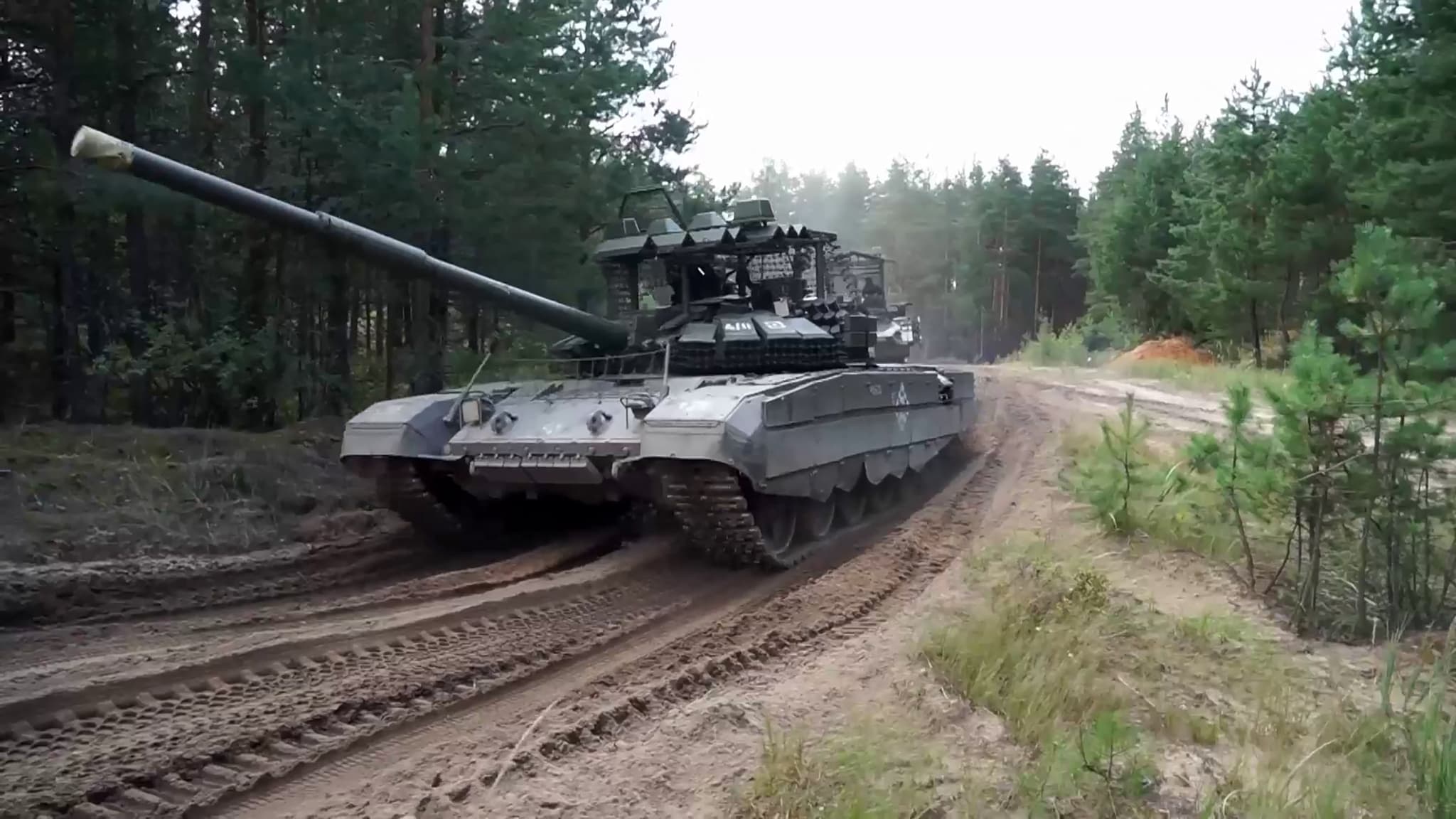 "DES SCÉNARIOS DE GUERRE AGRESSIFS": L'EXERCICE ZAPAD 2025, UN ÉNIÈME DÉFI LANCÉ PAR LA RUSSIE À L'OTAN