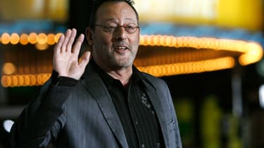 L'acteur Jean Réno chercherait activement à élire domicile en Suisse pour échapper au fisc français.