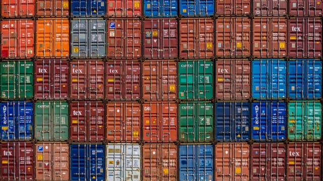 CMA CGM envisagerait de faire construire en Chine les plus grands ^porte-containers jamais mis à flot.