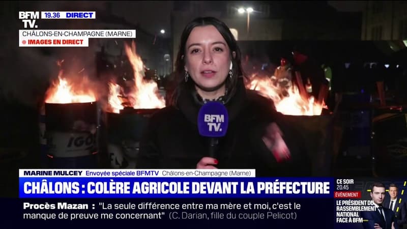 Colère des agriculteurs: à Châlons, les manifestants mettent le feu à douze barils devant la préfecture de la Marne