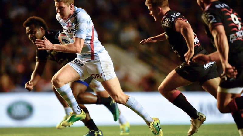 Finn Russell échappe à la vigilance des Toulonnais