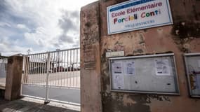 Un établissement scolaire fermé à cause du Covid-19 à Ajaccio, Corse-du-Sud, le 9 mars 2020