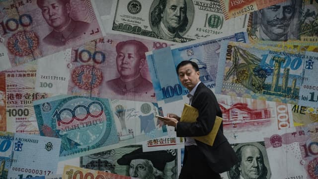 La dette publique et privée représenterait 325% du PIB mondial.