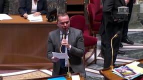 Fin des débats sur la réforme des retraites: "Vous m'avez insulté 15 jours, [...] personne n'a craqué!", affirme le ministre du Travail, Olivier Dussopt