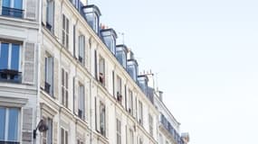 Paris: les prix de l'immobilier baissent