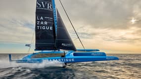 Le trimaran SVR-Lazartigue du skipper François Gabart.