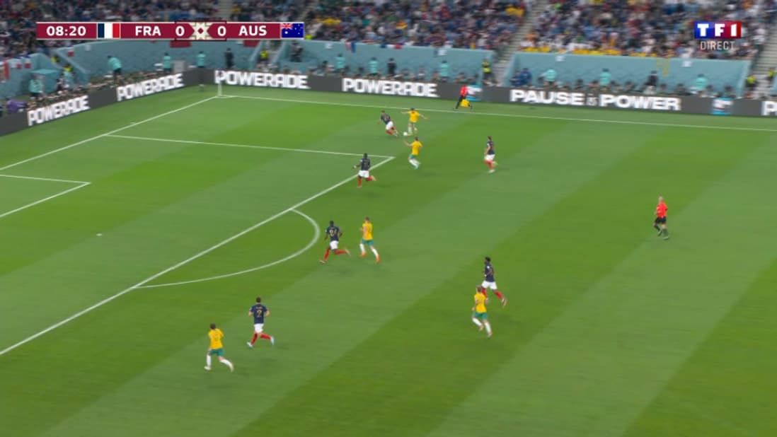 L'ouverture du score de l'Australie contre la France L'ouverture du score de l'Australie contre la France