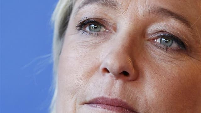 Marine Le Pen, qui peine à rassembler les 500 parrainages d'élus nécessaires pour se présenter à l'élection présidentielle, a estimé mercredi à La Réunion qu'il y avait "clairement une volonté" de l'empêcher de se lancer dans la course à l'Elysée. /Photo