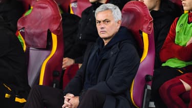 José Mourinho pendant un match de l'AS Rome en mars 2023