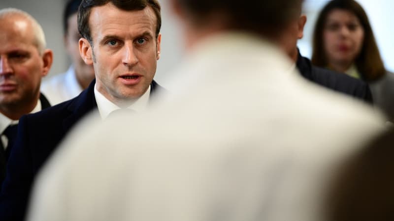 Emmanuel Macron à la Pitié-Salpêtrière le 27 février 2020.