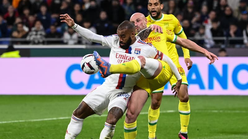 EN DIRECT - Lyon-Nantes: "Tout le monde m’a déçu ce soir", la colère froide de Laurent Blanc