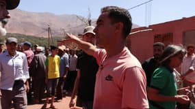 Séisme au Maroc:  cet habitant stoppe son activité pour venir en aide aux sinistrés