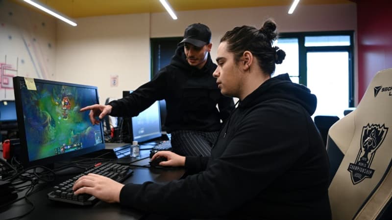 Amine Mekri, alias Prime, cofondateur de la Karmine Corp, quitte la structure d’esport sur fond de soupçons de malversation et de licenciements abusifs