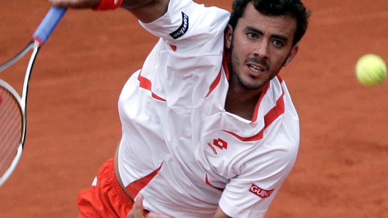 Les qualifs de Roland-Garros où se croisent jeunes crocodiles et vieux briscards du circuit.