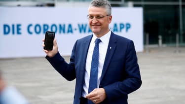 Lothar Wieler, directeur de l'Institut Robert Koch, présente l'application de traçage numérique allemande.