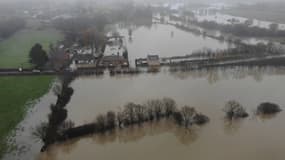 Nord: les images des inondations à Boussières-sur-Sambre