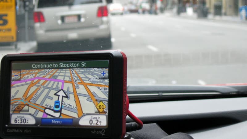 Suivre une route sur les indications du GPS, c'est le nouvel exercice de l'examen du permis de conduire en Grande-Bretagne.