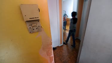 Cet impératif a été posé par la loi Alur, qui veut accentuer la lutte contre l'habitat indigne et les "marchands de sommeil"
