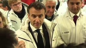 Emmanuel Macron depuis Rungis: "Le vrai débat qu'on doit avoir dans la société, c'est le travail"