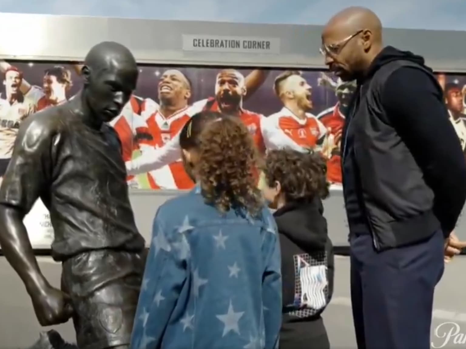 Statue Thierry Henry – France – FT Champs – 30 Cm / 12 Pouces – Neuf