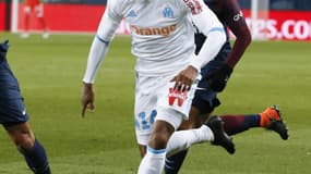 Clinton Njie compte 24 sélections avec le Cameroun. 